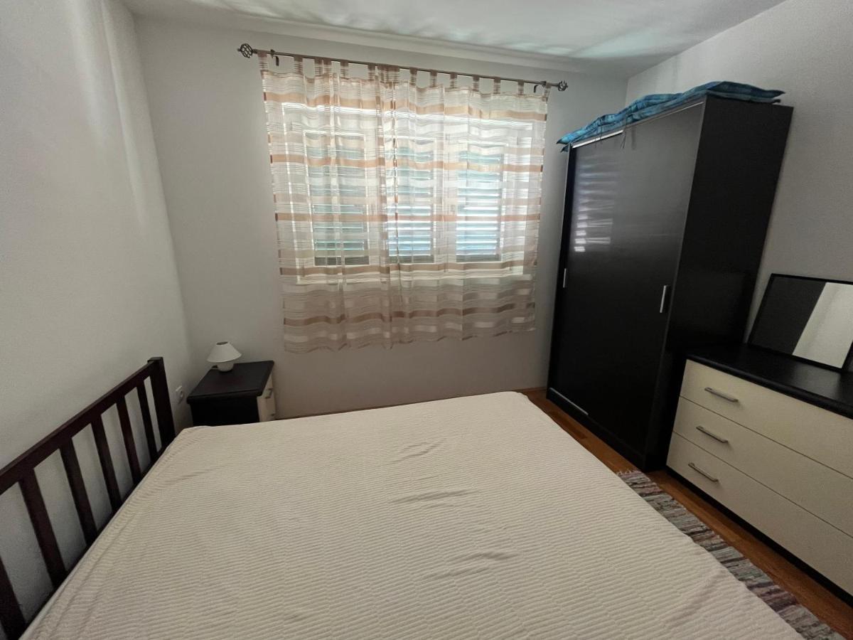 Put Makra 71 Makarska
